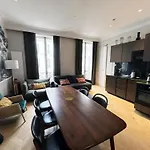 Urbanflat 141 - Grand Appartement Champs-Elysees Ponthieu