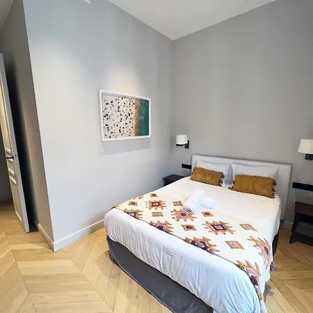Urbanflat 141 - Grand Champs-elysees Ponthieu Apartment
