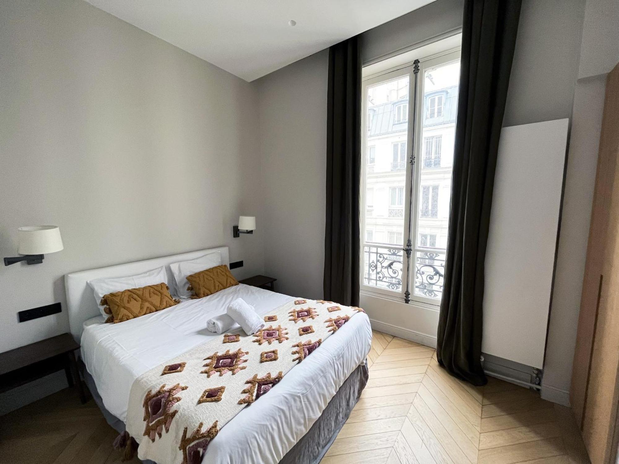 Urbanflat 141 - Grand Champs-elysees Ponthieu * Paris